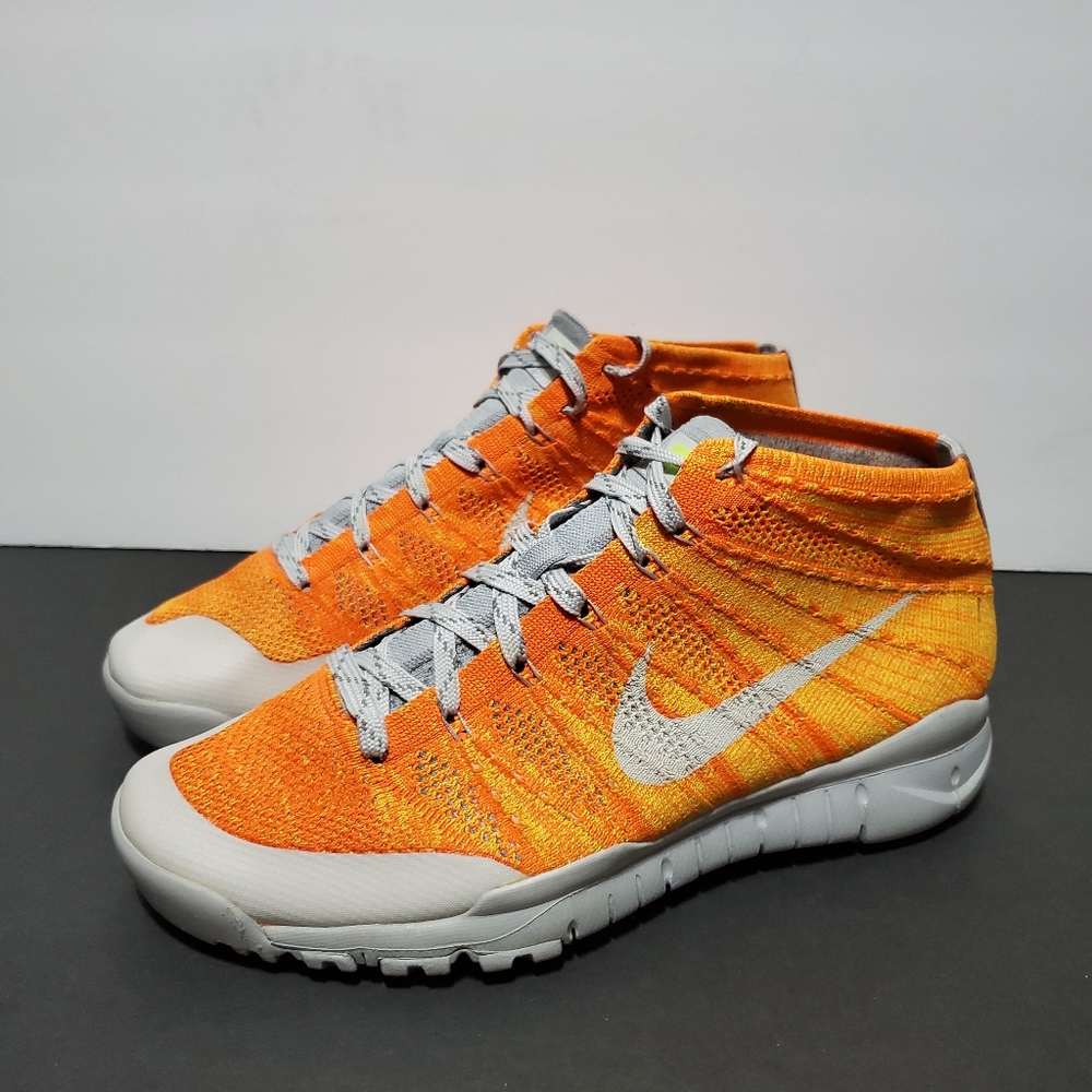Nike free flyknit Chukka mens 9.5